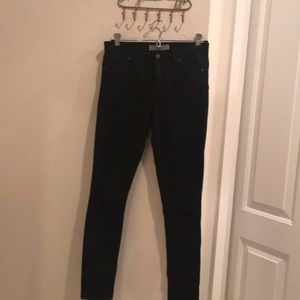 Topshop Moto Leigh Ripped Knee Skinny Jean